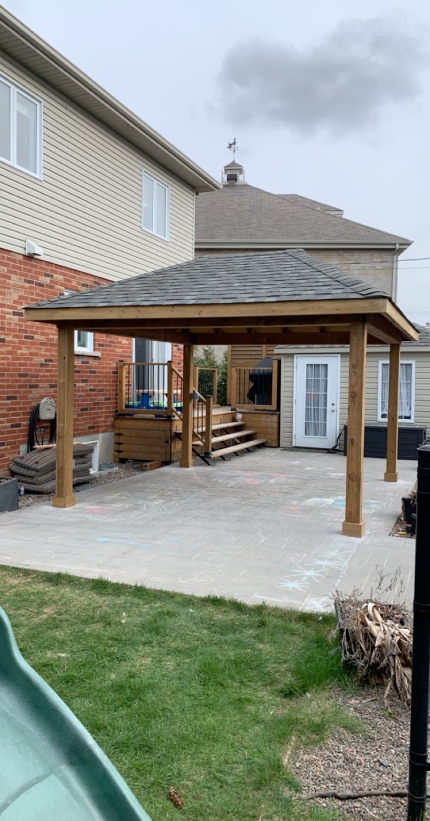 Construction Daniel Maréchal | 5 Rue de Dinard, Candiac, QC J5R 6V5, Canada | Phone: (450) 659-2815