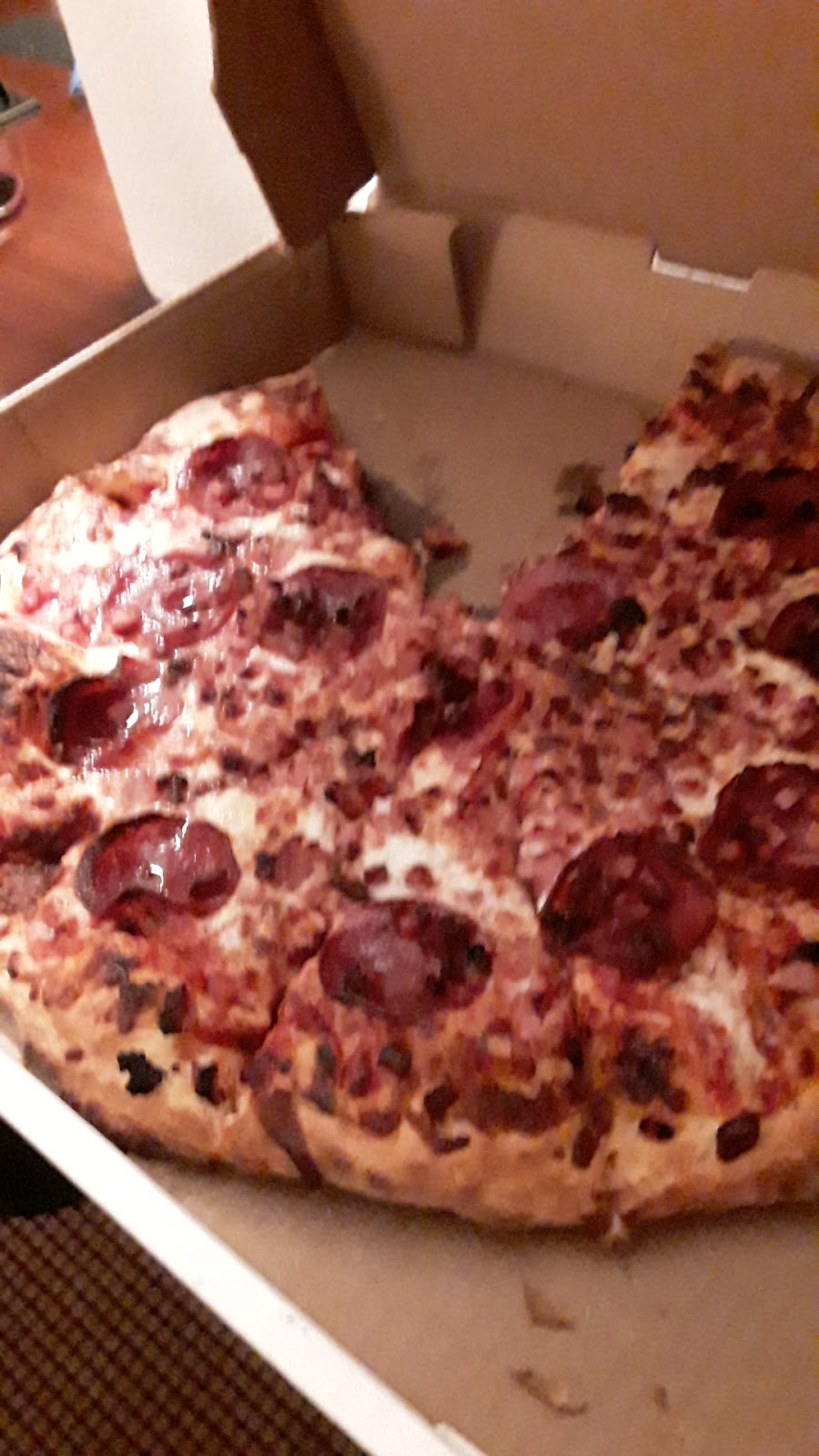 SuperPizza 2 for 1 | 4564 Victoria Ave, Niagara Falls, ON L2E 4B6, Canada | Phone: (905) 353-8888