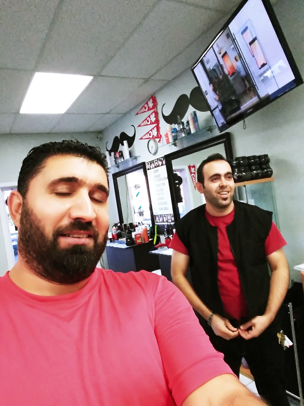 Royal Barber shop | 1600 Forest Valley Dr, Orléans, ON K1C 6X7, Canada | Phone: (613) 424-6066