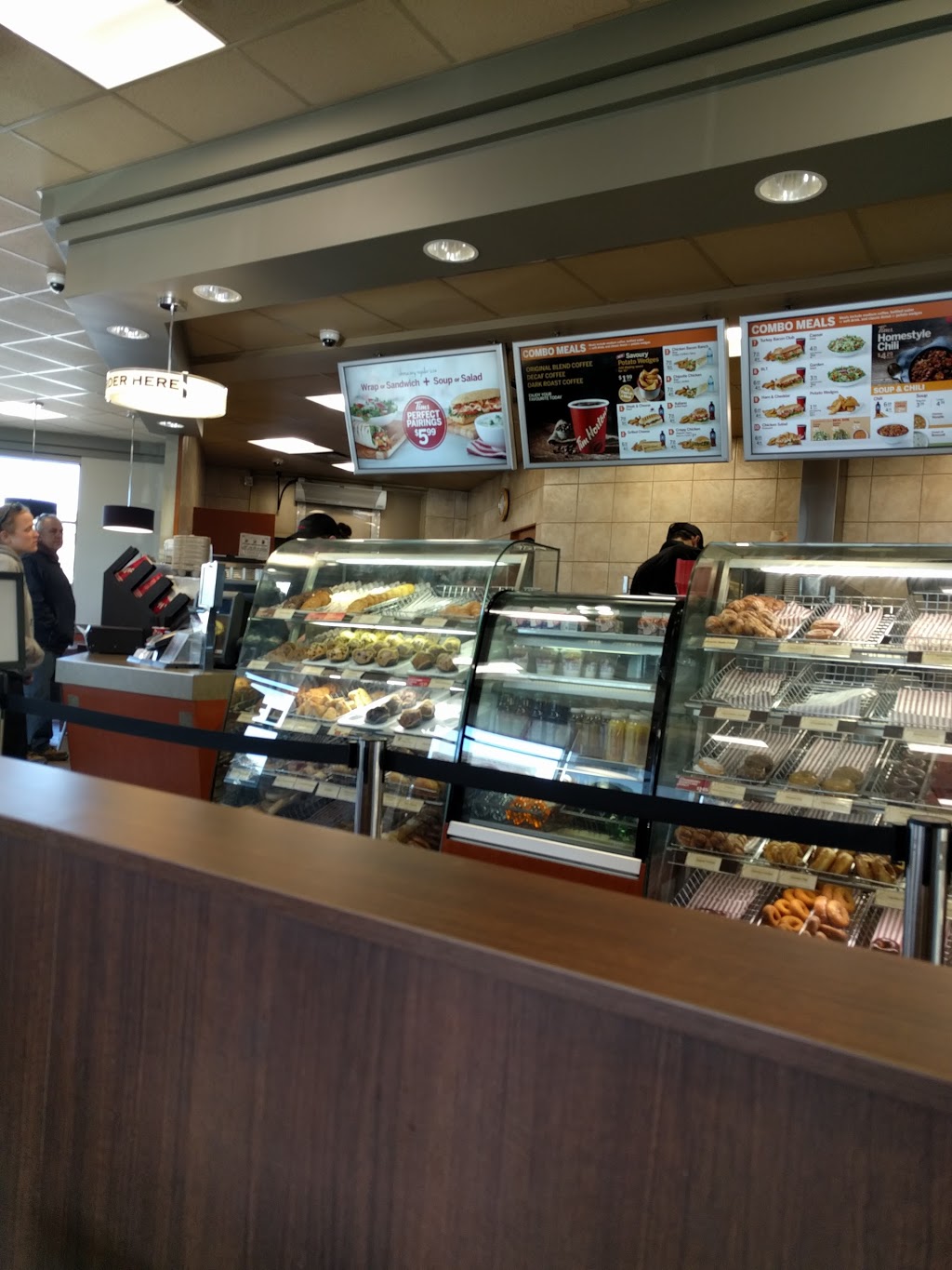 Tim Hortons | 30 Rice Rd, Welland, ON L3C 5Y6, Canada | Phone: (905) 714-0422