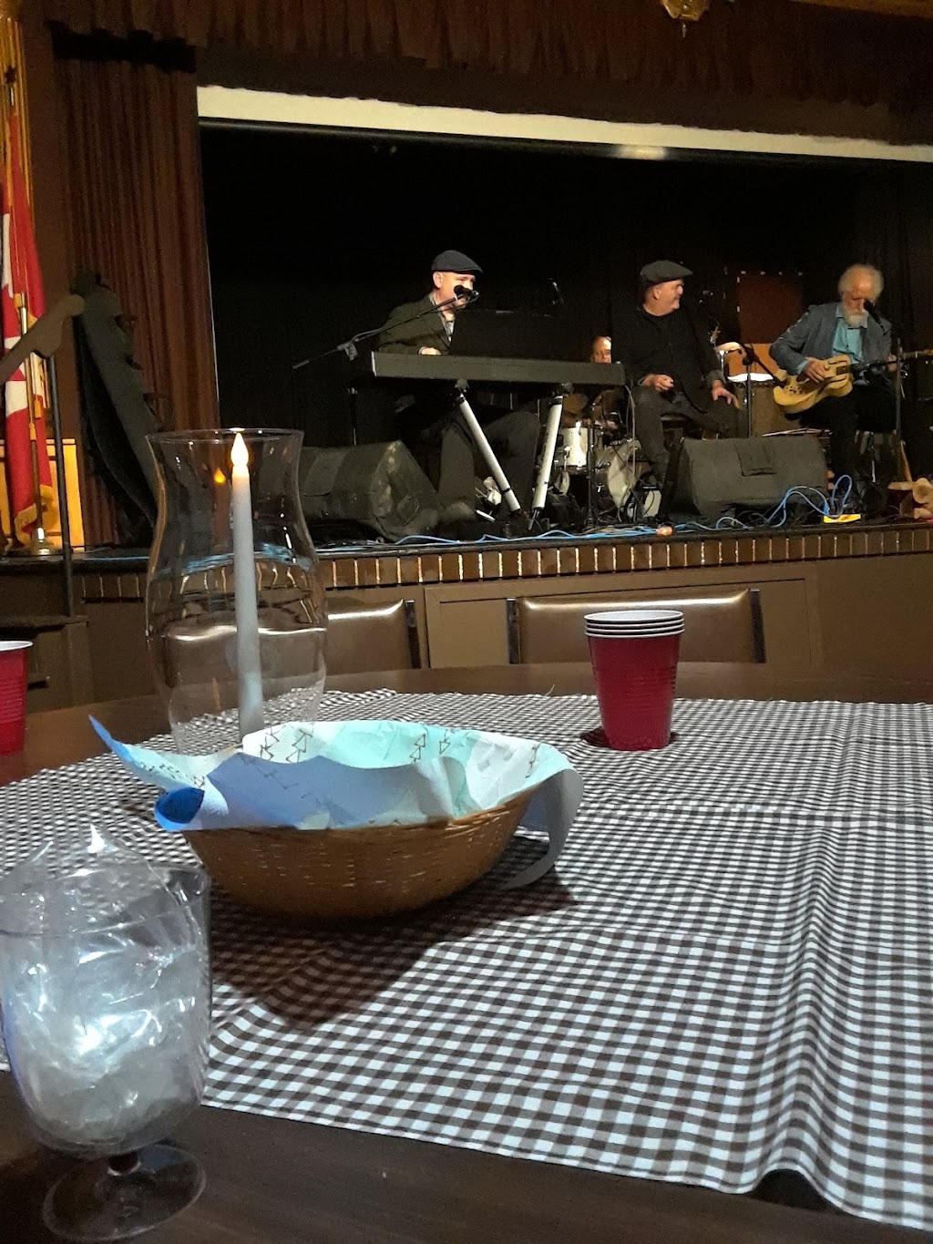 Von Ayres Cultural Centre | 505 King St, Wallaceburg, ON N8A 1J1, Canada | Phone: (519) 627-8962