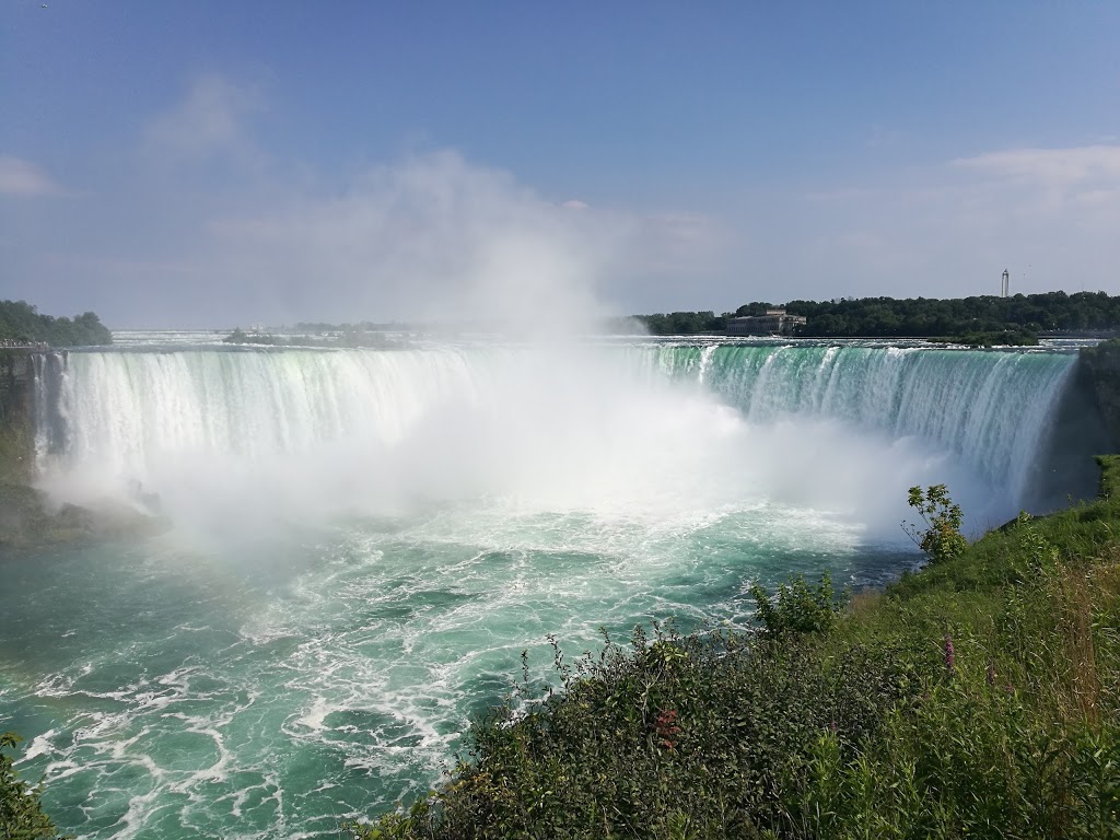 Falls Parking Lot | 6650 Niagara Pkwy, Niagara Falls, ON L2E 6T2, Canada | Phone: (905) 356-0943