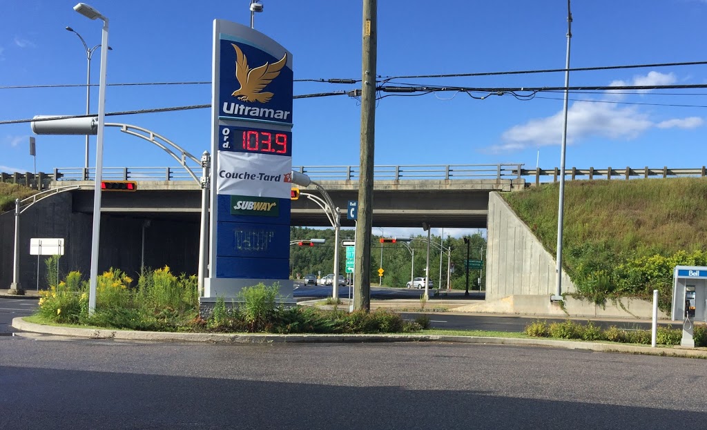Ultramar/Dépanneur du Coin | 1757 QC-117, Mont-Tremblant, QC J8E 2X9, Canada | Phone: (819) 425-6737
