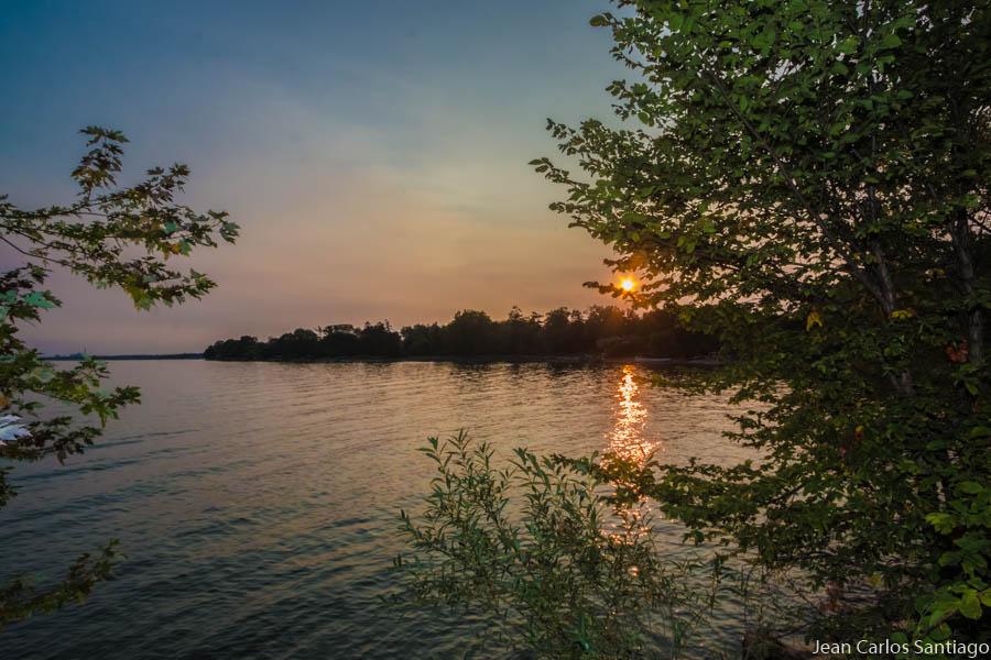 Helen Molasy Memorial Park | 536 Richey Crescent, Mississauga, ON L5G 1N4, Canada | Phone: (905) 615-4311