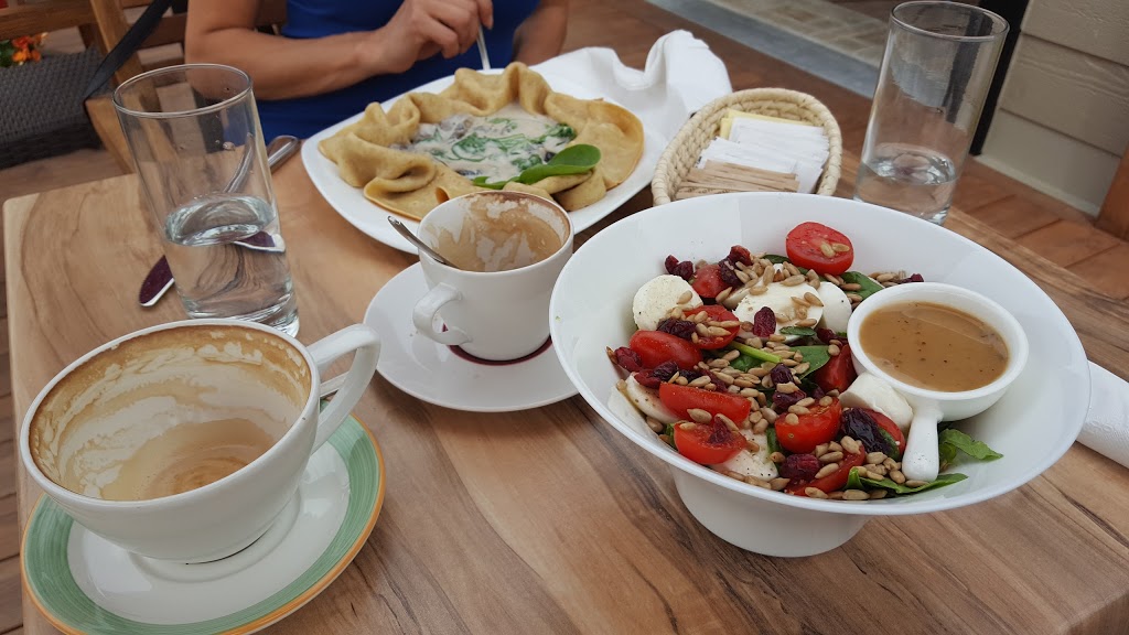 Café Totumos | 1406 Chemin dOka, Deux-Montagnes, QC J7R 1M6, Canada | Phone: (450) 974-0808