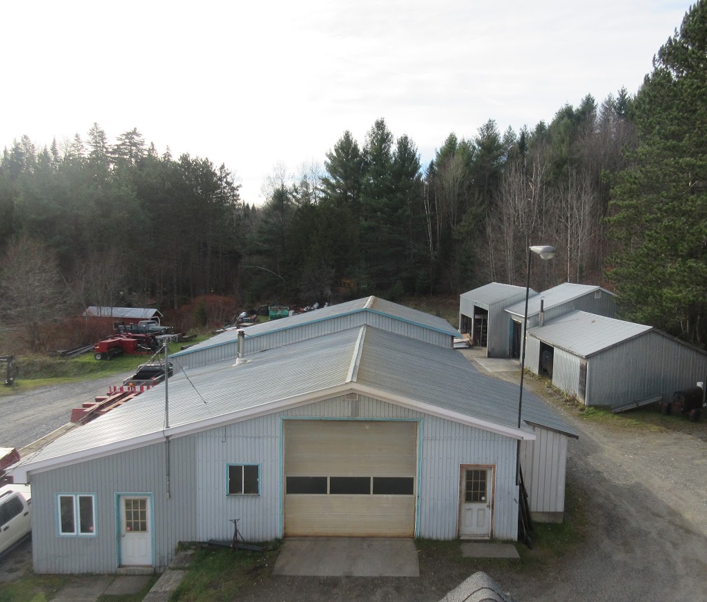 Garneau et Frères | 625 QC-147, Dixville, QC J0B 1P0, Canada | Phone: (819) 849-6177