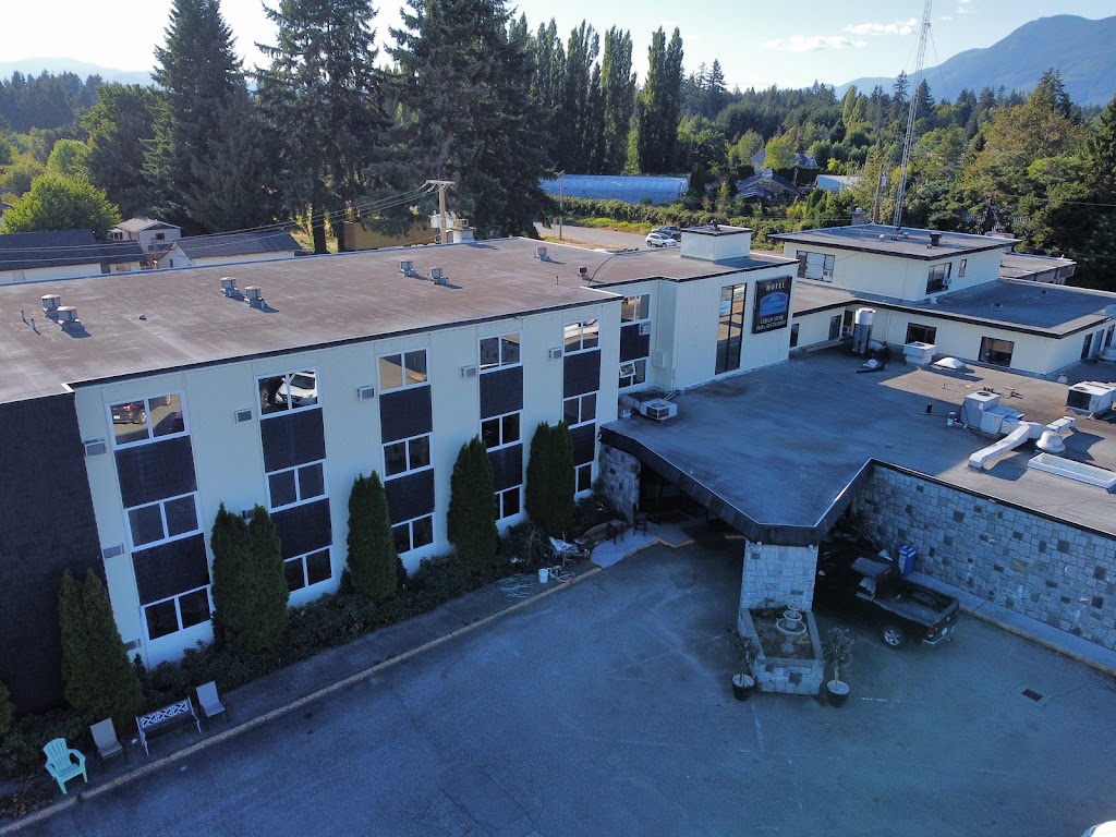 Ocean Marina Hotel | 4850 Beaver Creek Rd, Port Alberni, BC V9Y 7C8, Canada | Phone: (250) 724-2900