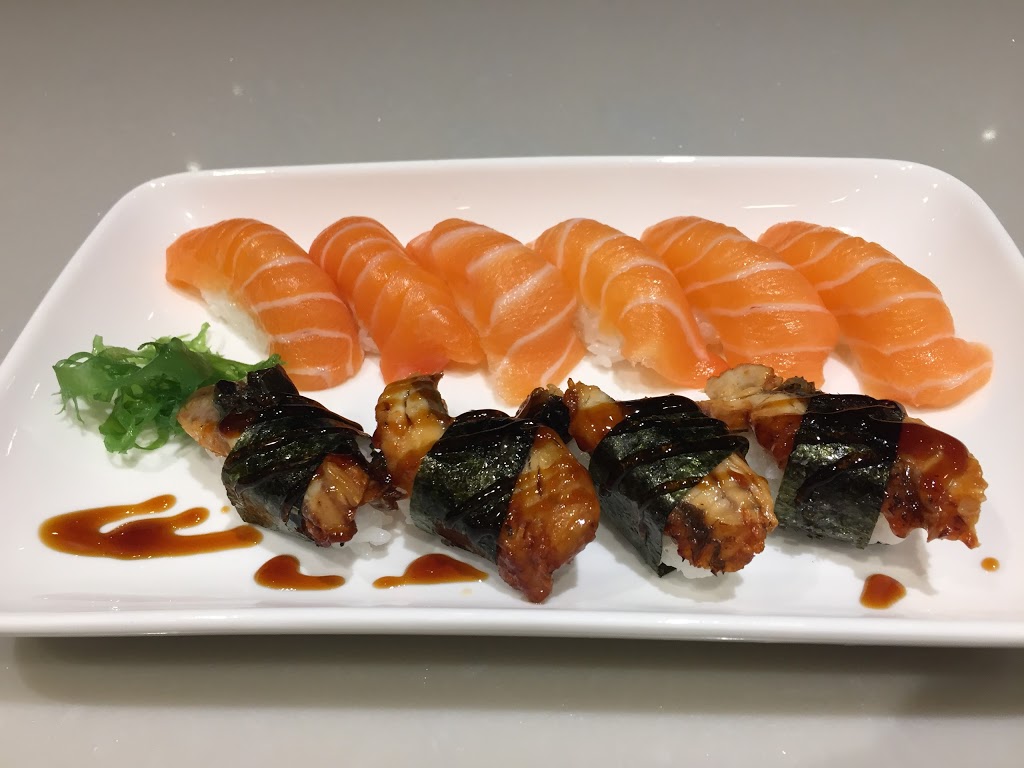 Spoon & Fork | 130 Park Pl Blvd, Barrie, ON L4N 0L1, Canada | Phone: (705) 733-8838