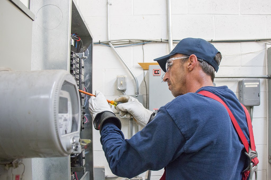 RICO Lighting & Electrical Services | 5895 Whittle Rd, Mississauga, ON L4Z 2H4, Canada | Phone: (888) 224-7426