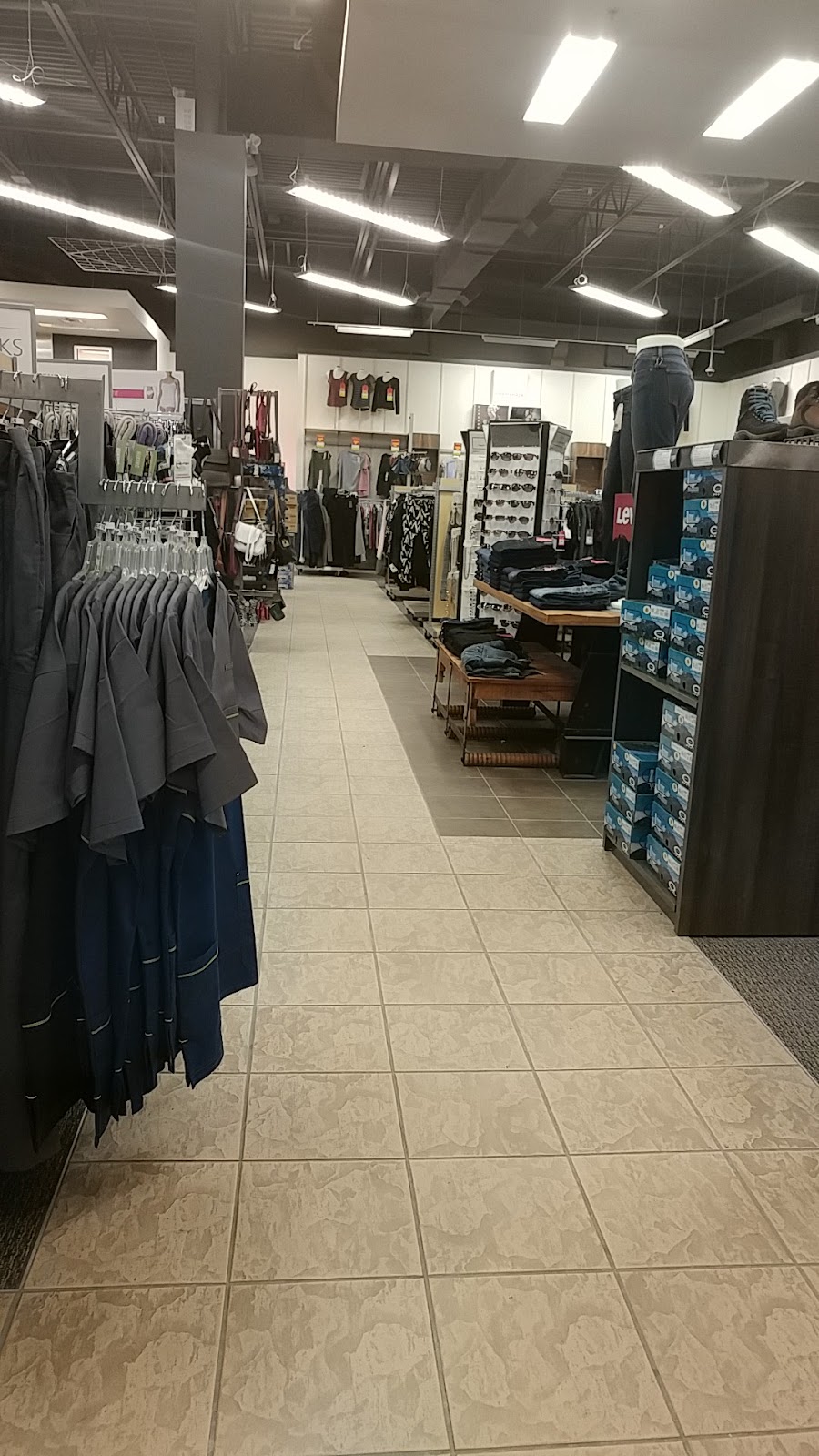 Marks | 102 Primeway Dr R8, Welland, ON L3B 0A1, Canada | Phone: (905) 732-6713