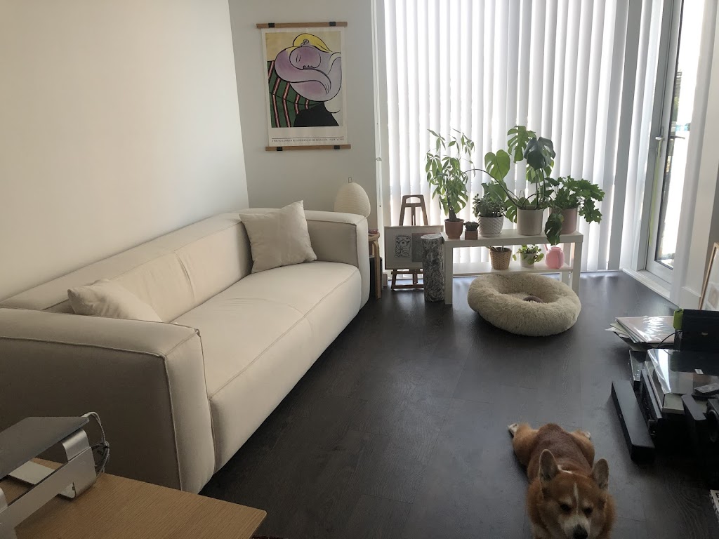 Hoya Casa Furniture & Mattress Pro | 7575 Weston Rd Unit 115, Woodbridge, ON L4L 9K5, Canada | Phone: (905) 264-7886