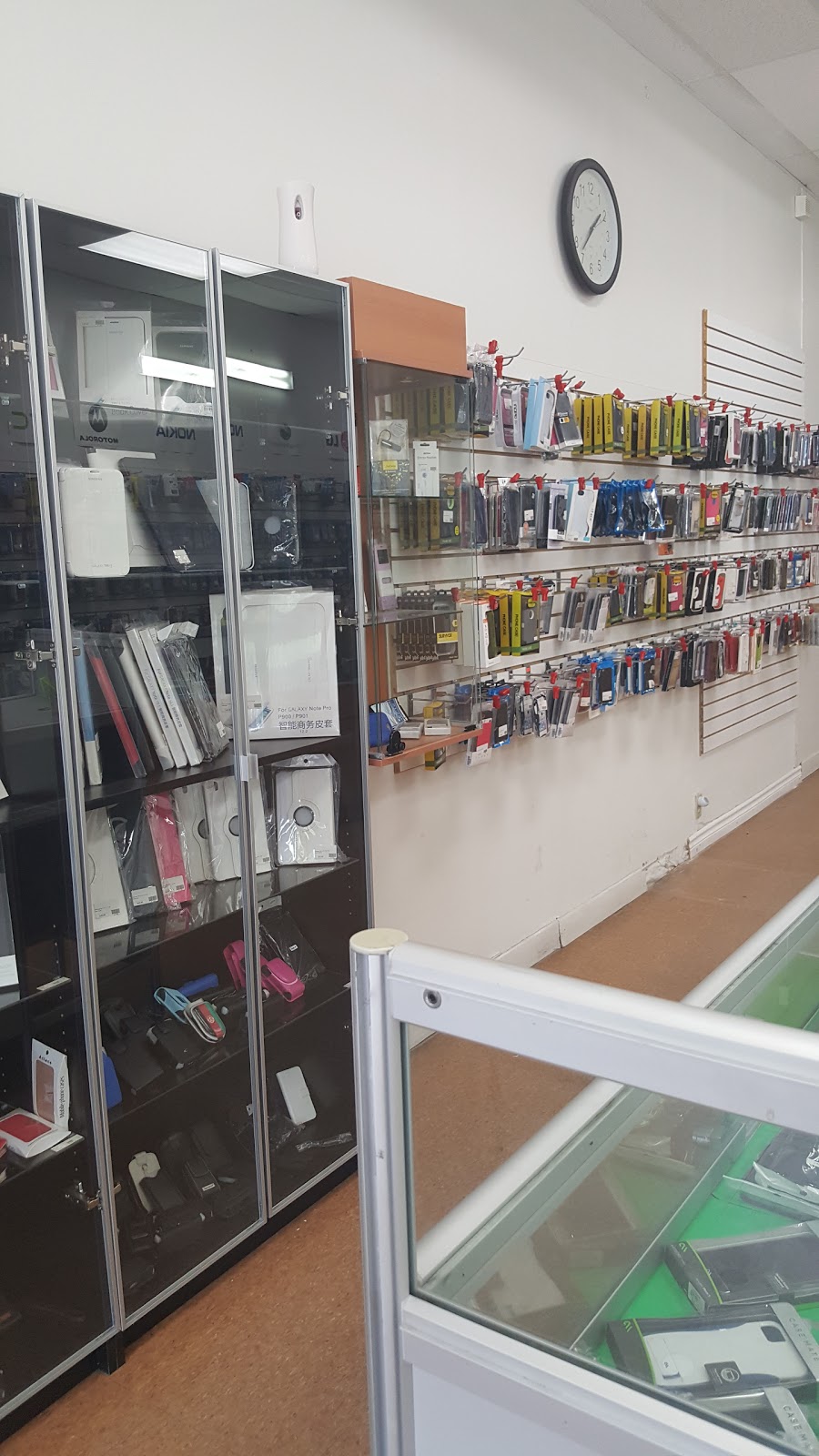 Cell Phone Repairs & Accessories | 225 John St S, Hamilton, ON L8N 2C7, Canada | Phone: (905) 667-0167