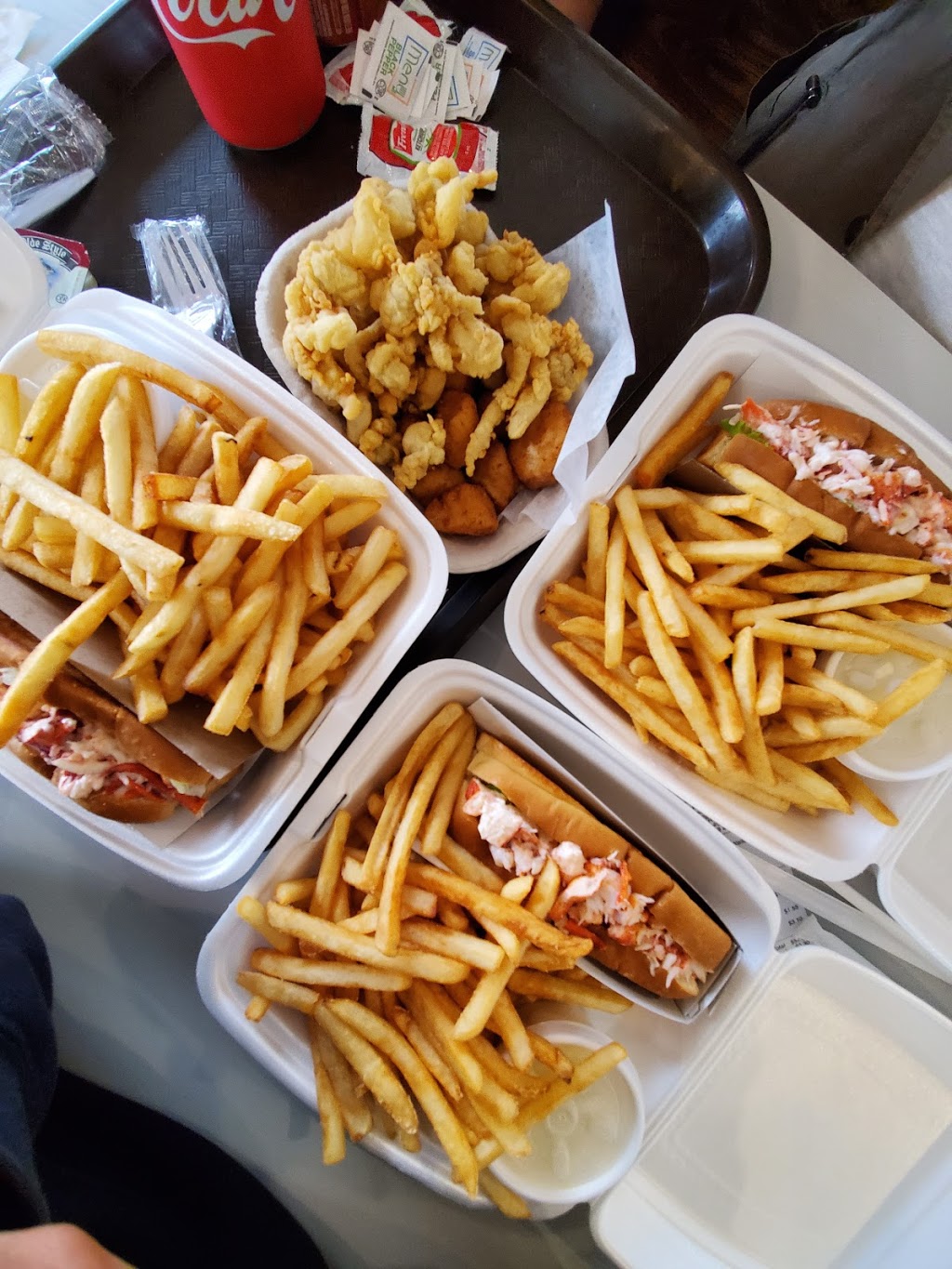 Chez Leo Restaurant | 3868 NB-134, Shediac Bridge, NB E4R 1V2, Canada | Phone: (506) 532-4543