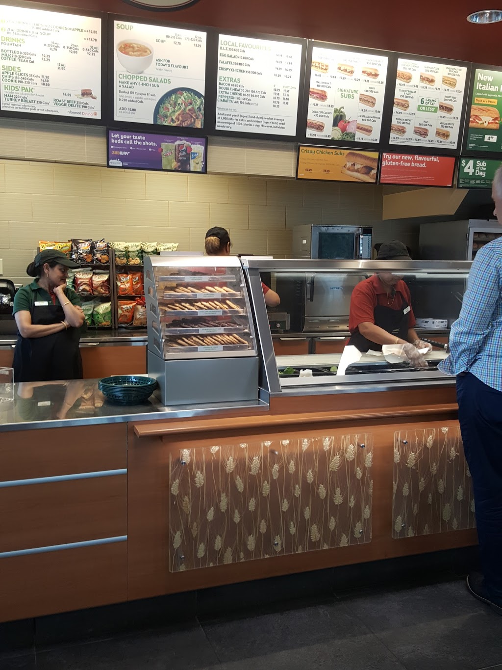 Subway | 1375 Southdown Rd Units 4 & 5, Mississauga, ON L5J 2Z1, Canada | Phone: (905) 855-1317