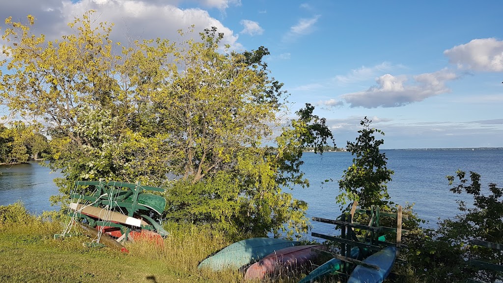 ​Le Club de canoë kayak de Pointe-Claire | 73 Chem. Bord-du-Lac, Pointe-Claire, QC H9S 4H5, Canada | Phone: (514) 630-1256