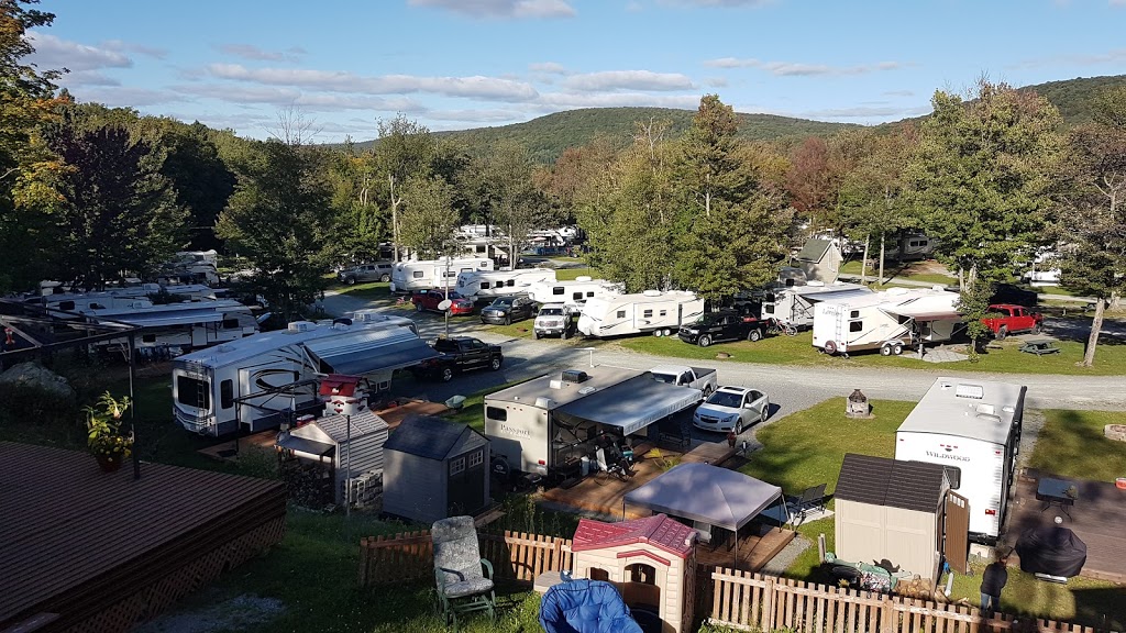 Camping Soleil Inc | 111 Rue des Églises, Kinnears Mills, QC G0N 1K0, Canada | Phone: (418) 424-3372
