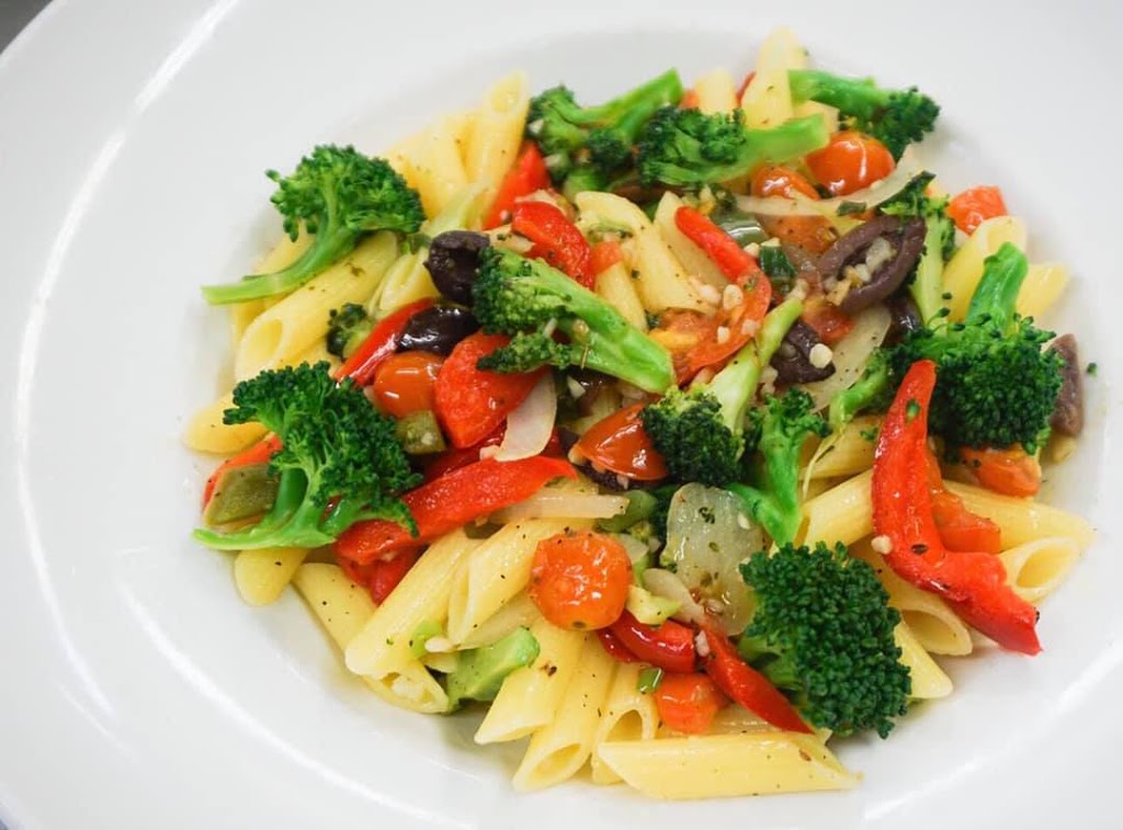 The Rail Coal Fire Bistro | 1500 QC-138, Kahnawake, QC J0L 1B0, Canada | Phone: (450) 635-4318