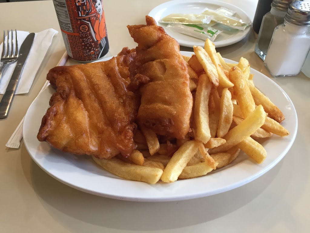 Chubbys Fish N Chips | 2290 Islington Ave, Etobicoke, ON M9W 3X2, Canada | Phone: (416) 741-6200