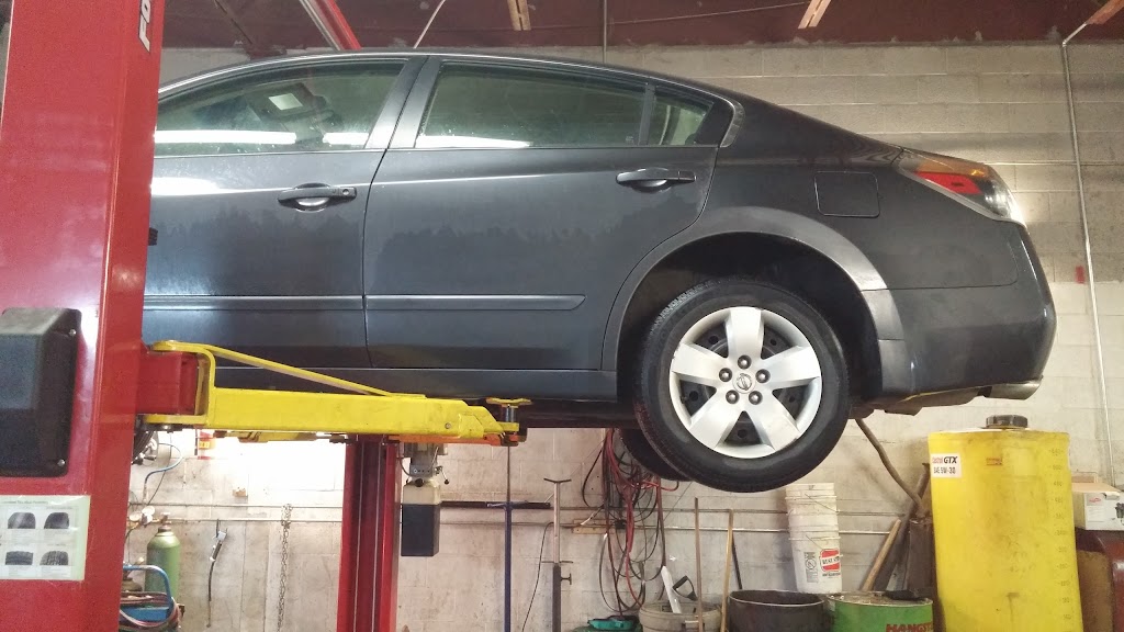 GUJARAT AUTO | 4 Melanie Dr #21, Brampton, ON L6T 4L1, Canada | Phone: (647) 527-2988