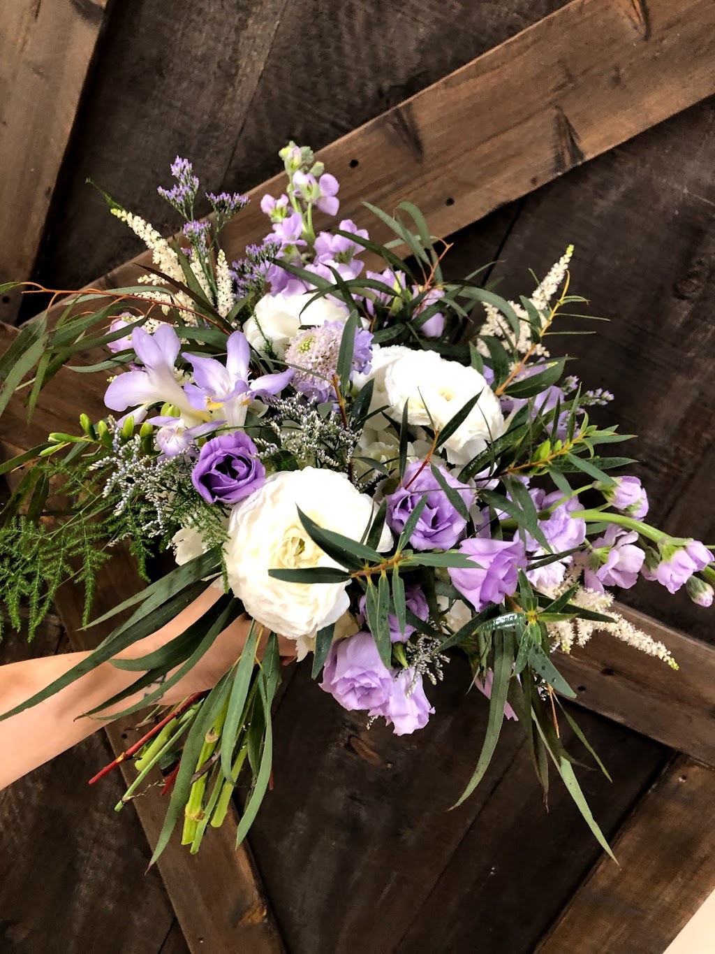 Le Jardin Flower Shop | 24 Queen St W, Cambridge, ON N3C 1G1, Canada | Phone: (226) 600-2559