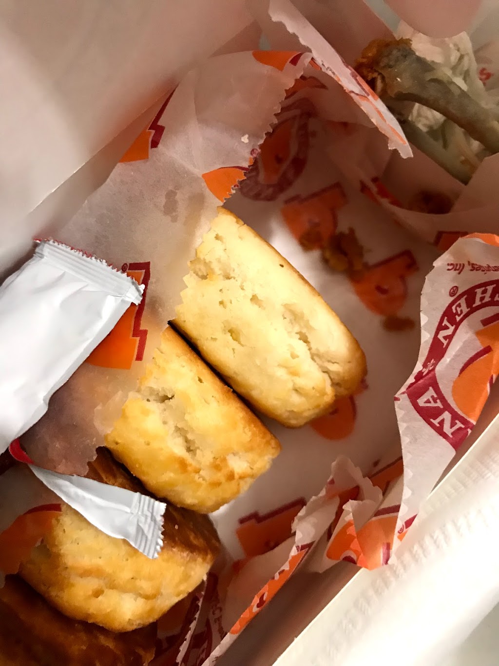 Popeyes Louisiana Kitchen | 431 Kent St W, Lindsay, ON K9V 6B5, Canada | Phone: (705) 320-7717