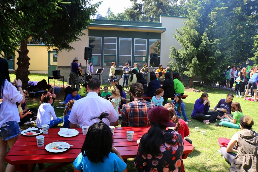 St Margarets School | 1080 Lucas Ave, Victoria, BC V8X 3P7, Canada | Phone: (250) 479-7171