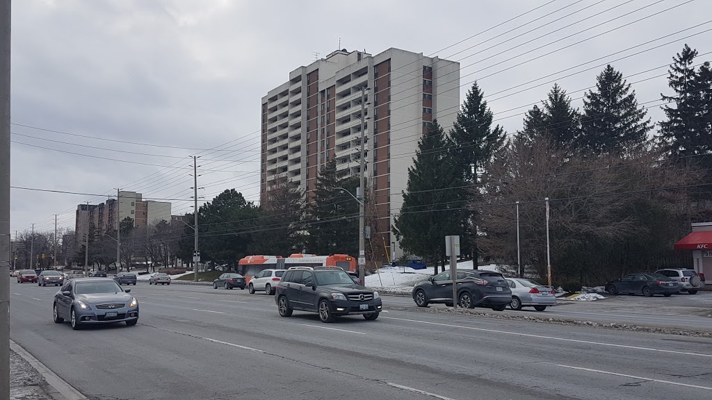 Tomken Place | 935 Dundas St E, Mississauga, ON L4Y 4B7, Canada | Phone: (905) 276-9480