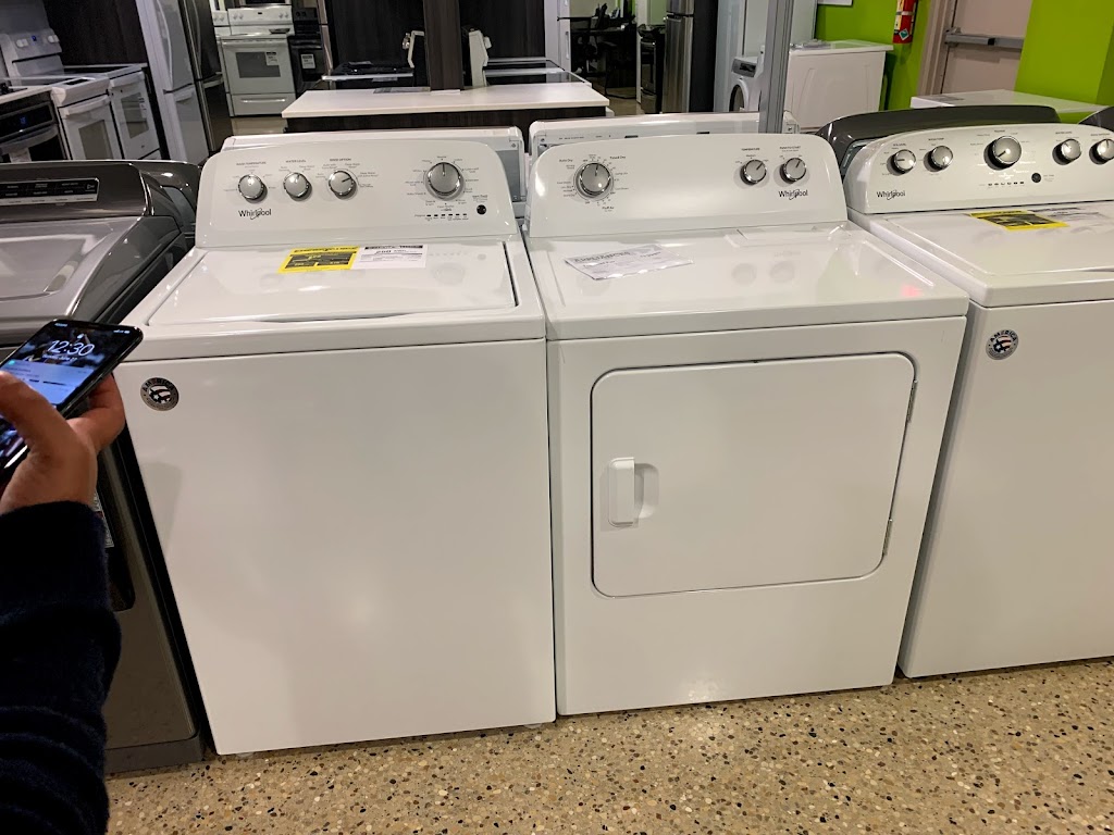 Dufresne Furniture & Appliances Store | 1750 Ellice Ave, Winnipeg, MB R3H 0B3, Canada | Phone: (204) 989-9900