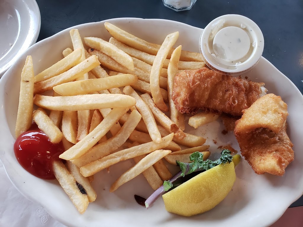 Riviera Restaurant & Cocktail | 475 S Water St, Marine City, MI 48039, USA | Phone: (810) 765-9030
