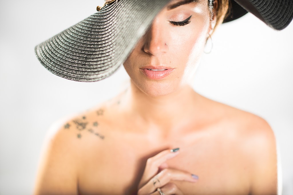 Esthétique Cliona | 331 Rte Principale, Saint-René, QC G0M 1Z0, Canada | Phone: (418) 221-1929