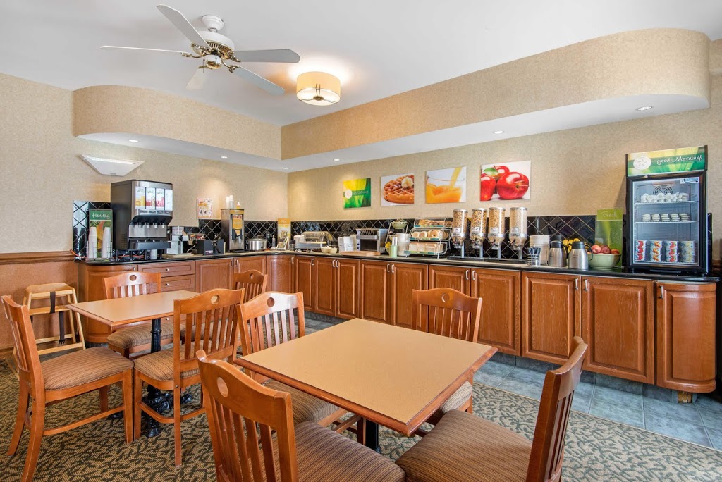 Quality Inn & Suites | 2930 S Sheridan Way, Oakville, ON L6J 7T4, Canada | Phone: (905) 829-8020