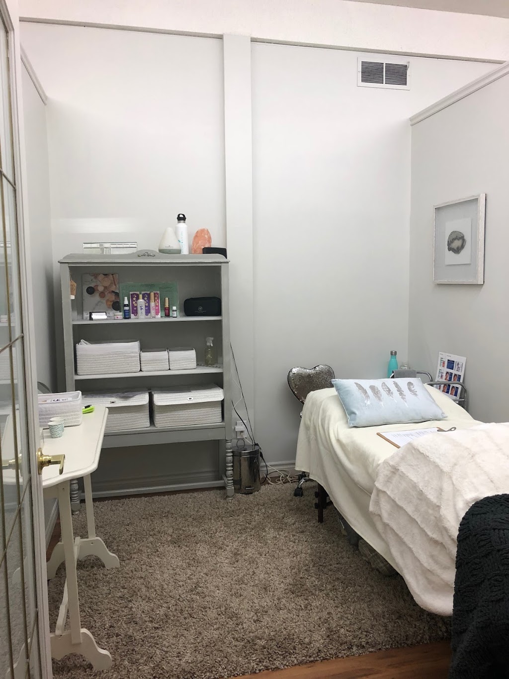 The Essential Space | 2997 Pandosy St, Kelowna, BC V1Y 1W1, Canada | Phone: (250) 510-2244