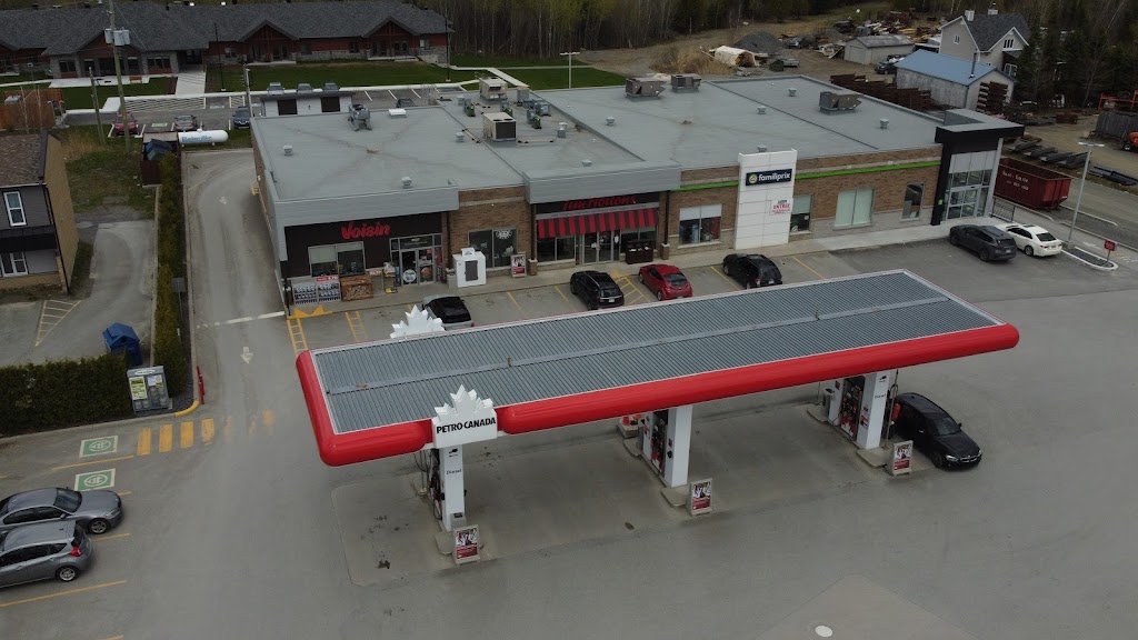 Petro T | 2025 QC-222, Saint-Denis-de-Brompton, QC J0B 2P0, Canada | Phone: (819) 846-0157