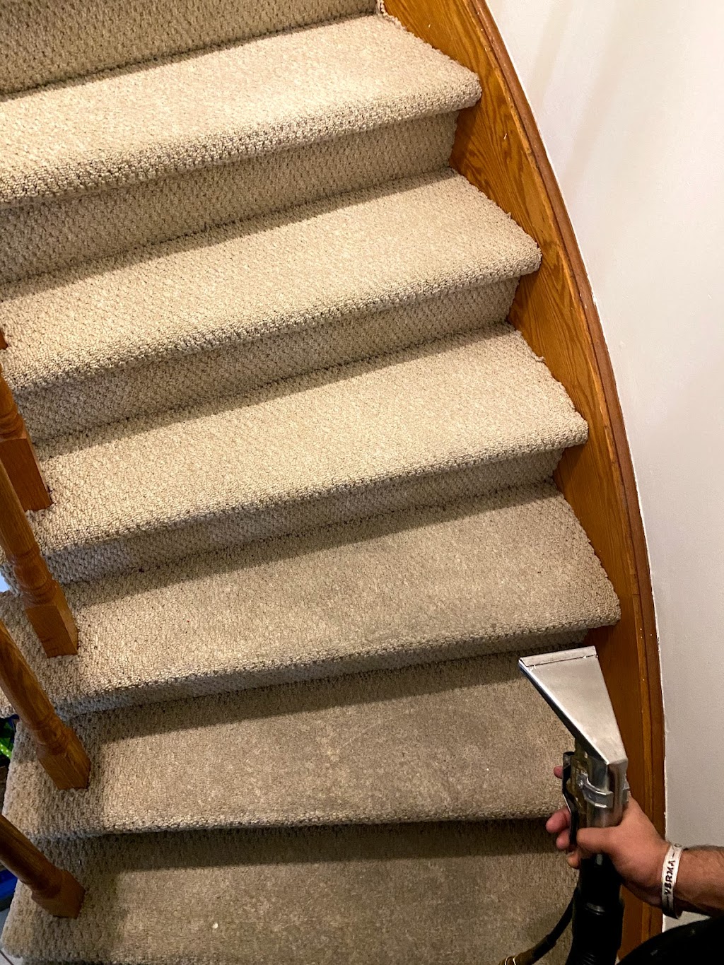 Orbit Carpet Cleaning | 23 Pape Dr, Brampton, ON L6R 0H7, Canada | Phone: (416) 417-2993