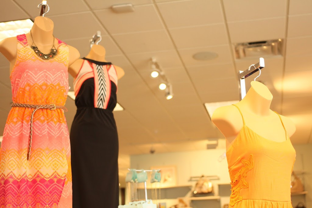 Maurices | 390 N Front St Space R-14, Belleville, ON K8P 3E1, Canada | Phone: (613) 962-4400