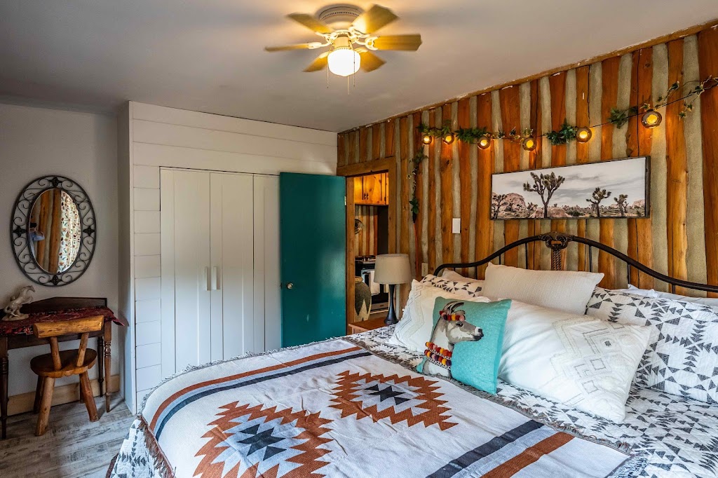 Lil Ranch | 31 Montrose St, Wiarton, ON N0H 2T0, Canada | Phone: (289) 266-1767