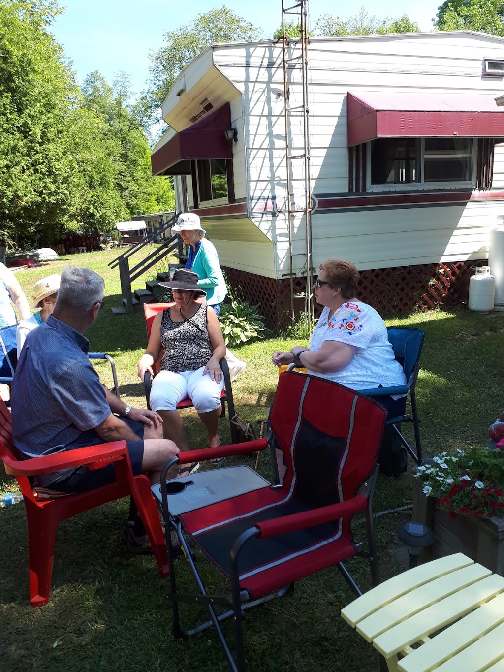 Bass Lake Campground | 2 B12 Rd, Lombardy, ON K0G 1L0, Canada | Phone: (613) 283-6893