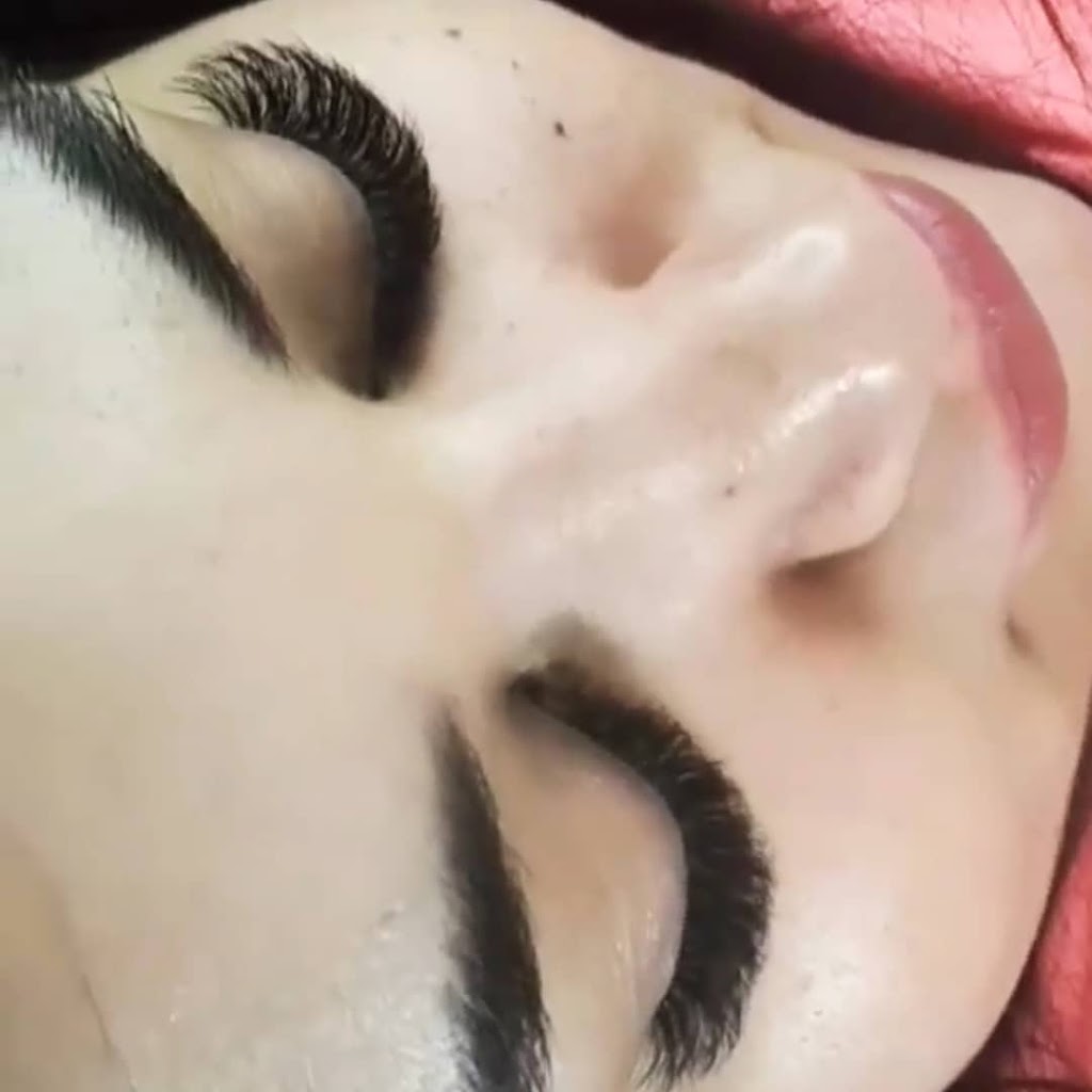Persona Lash Lounge | 25 ⛉ Thickson Rd N #5, Whitby, ON L1N 8W8, Canada | Phone: (905) 434-7762