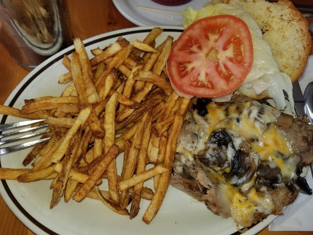 Country Line Diner | 66 Main St N, Elmwood, ON N0G 1S0, Canada | Phone: (226) 433-2400