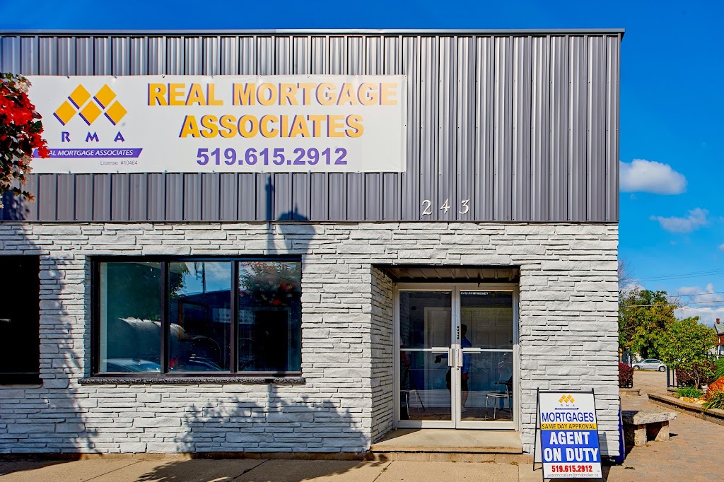 Justin McCallum - Real Mortgage Associates | 243 Main St, Glencoe, ON N0L 1M0, Canada | Phone: (519) 615-2912
