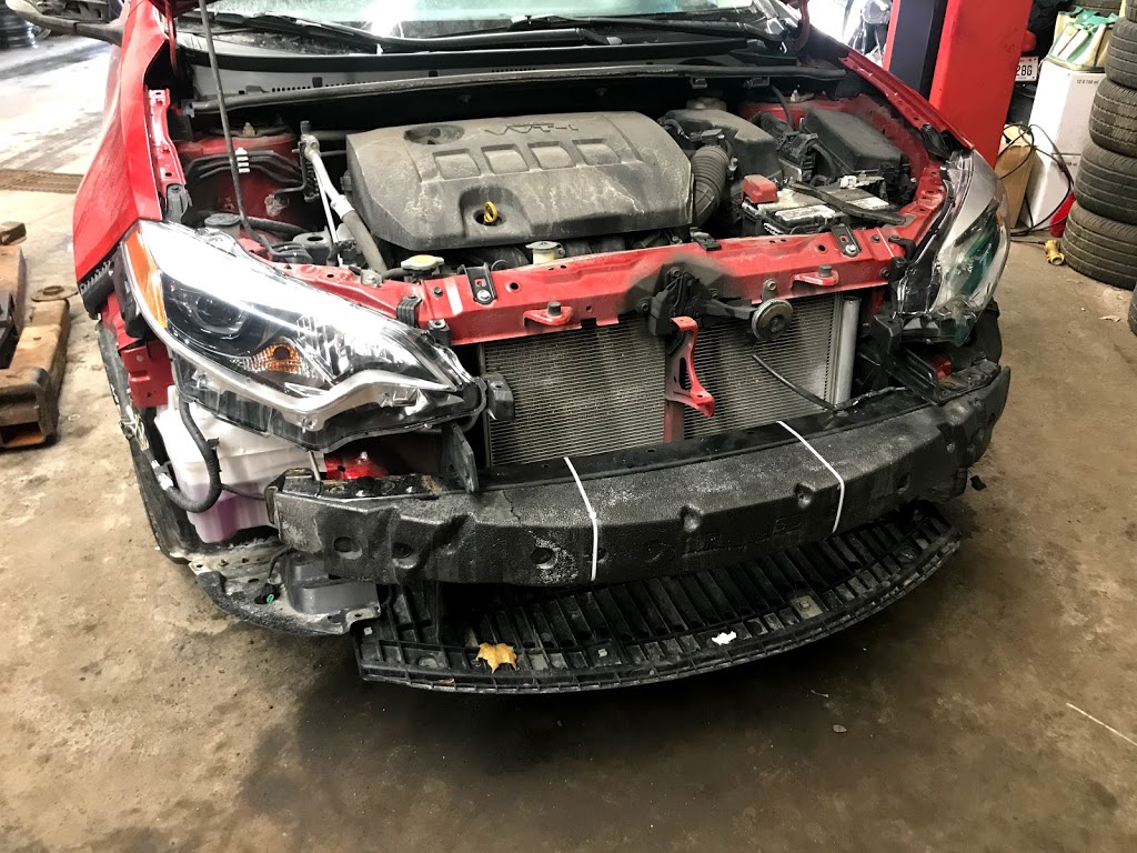 Freds Auto Repair | 2535 Blackwell St, Ottawa, ON K1B 4E4, Canada | Phone: (613) 741-8791