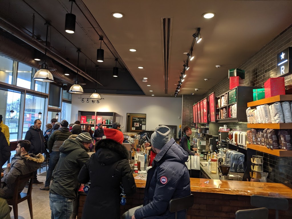 Starbucks | 10 Lower Spadina Ave #101, Toronto, ON M5V 2Z2, Canada | Phone: (416) 593-4866