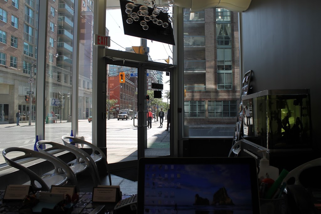 The Richmond Dental Centre | 294 Richmond St E #101, Toronto, ON M5A 1P5, Canada | Phone: (416) 214-0508