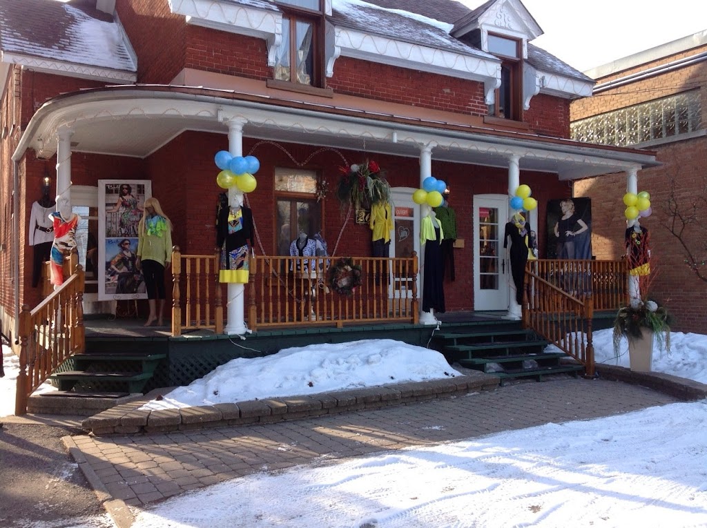 Au Coeur De Chantaline | 264 Bd Sainte-Rose, Laval, QC H7L 1M2, Canada | Phone: (450) 624-0629