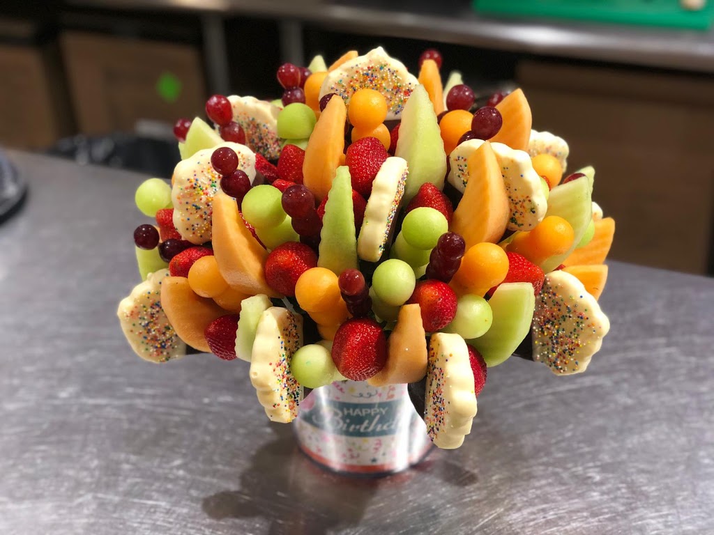 Edible Arrangements | 9019 Bayview Ave Unit 21, Richmond Hill, ON L4B 1Y3, Canada | Phone: (905) 731-7316