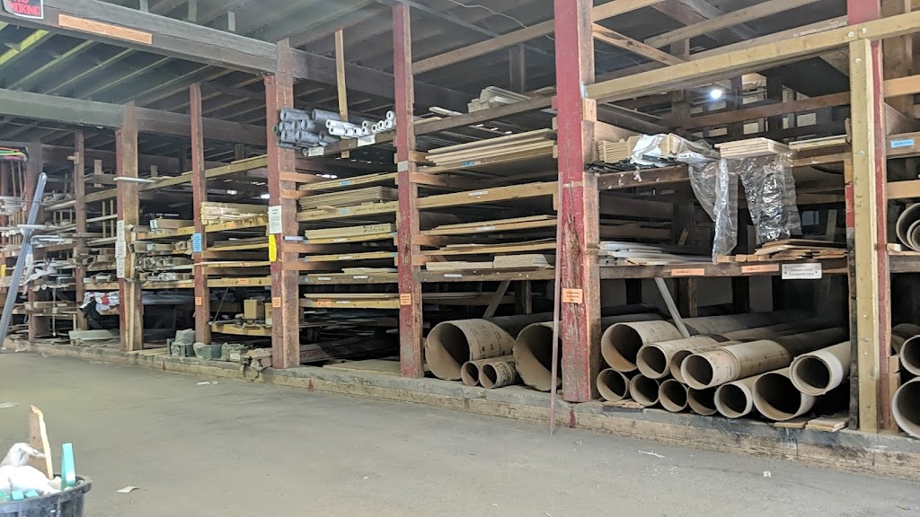 Kimberley Home Building Centre | 335 Jennings Ave, Kimberley, BC V1A 2K5, Canada | Phone: (250) 427-2400