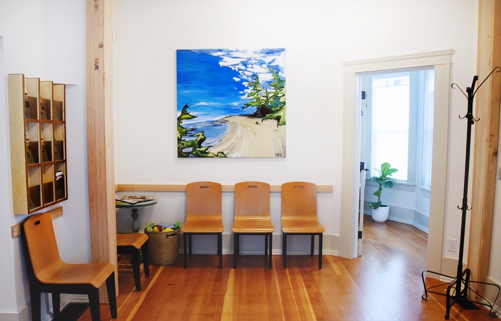 Evoke Wellness Centre | 7340 Grand St, Mission, BC V2V 3S1, Canada | Phone: (604) 287-3865