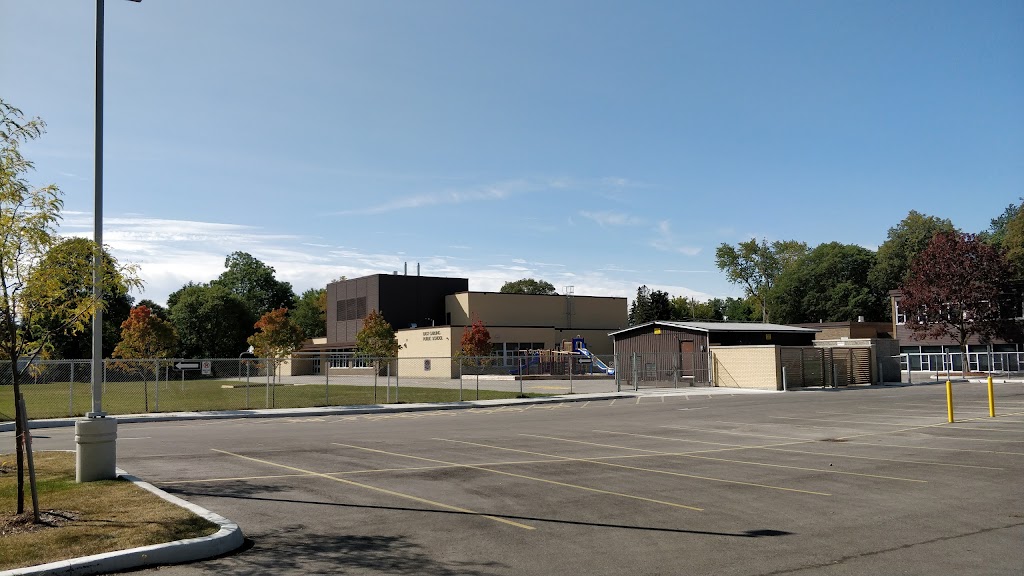 East Carling Public School | 814 Quebec St, London, ON N5Y 1X4, Canada | Phone: (519) 452-8050