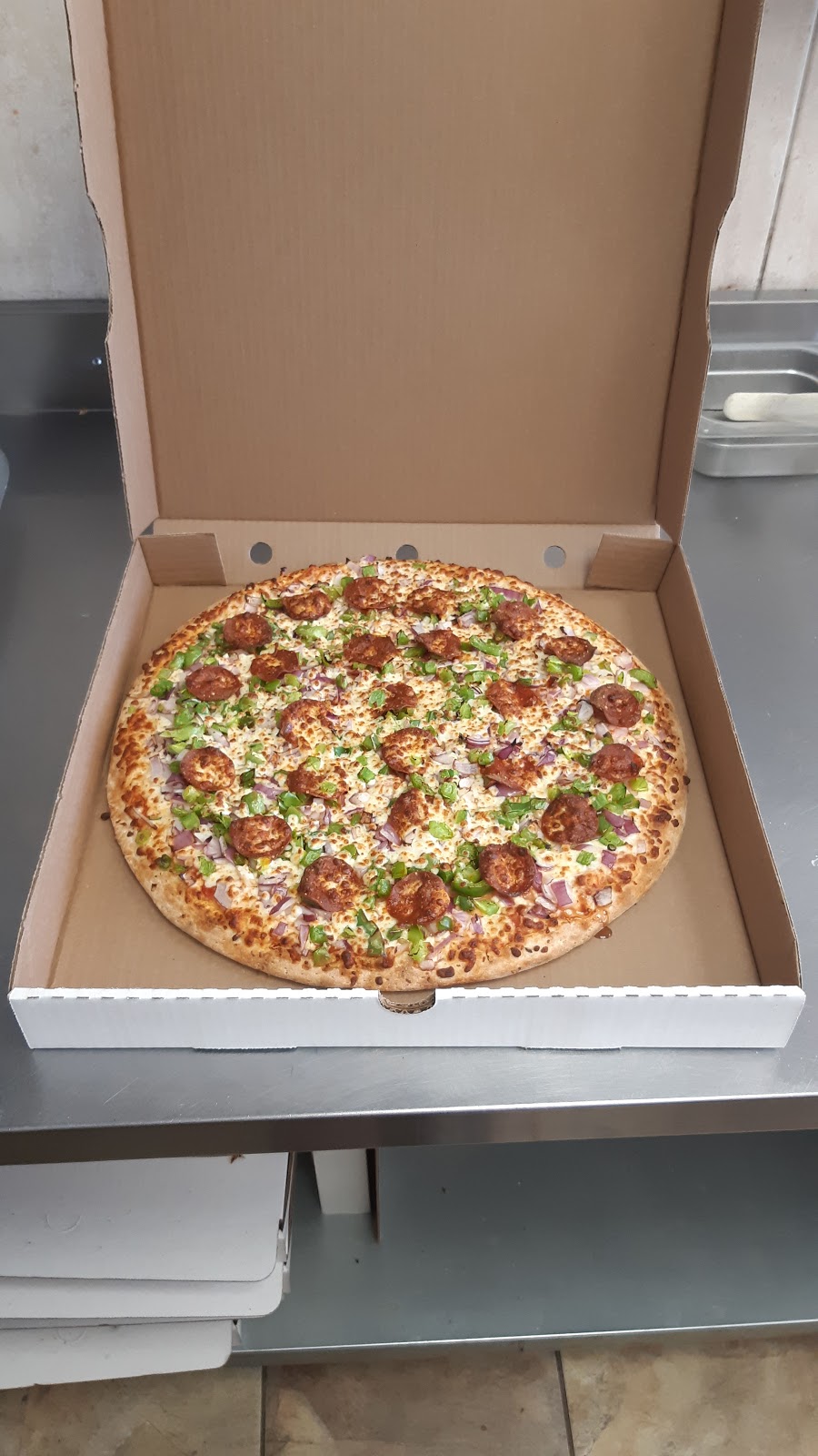 Mogas Pizza | 2544-, 2584 Countryside Dr, Brampton, ON L6R 0A4, Canada | Phone: (905) 497-6880