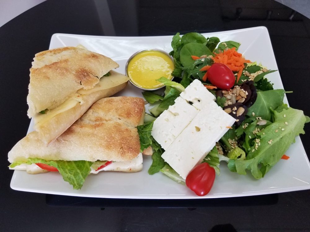 Delice Oasis | 1200 Boulevard Rome local u, Brossard, QC J4W 3H3, Canada | Phone: (450) 465-0153